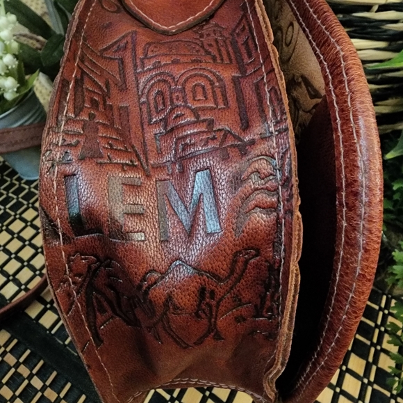 Handmade vintage leather Jerusalem handbag from the holy. Women's leather purse - Picture 5 of 9